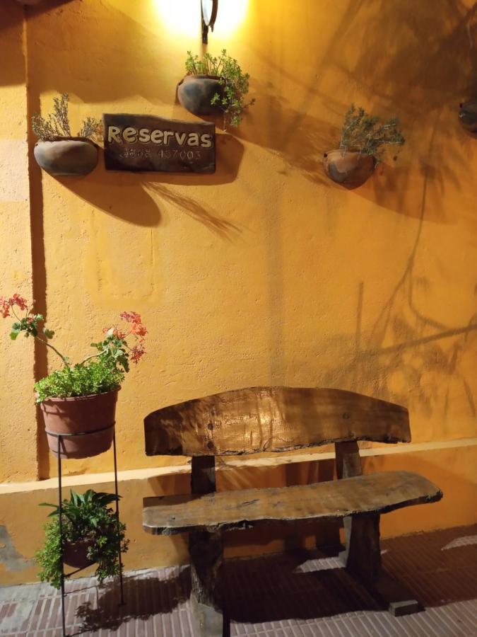 Bed & Breakfast Cardones *